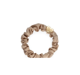 BYELOISE Sand silk hair tie/bracelet with a golden heart in sand color