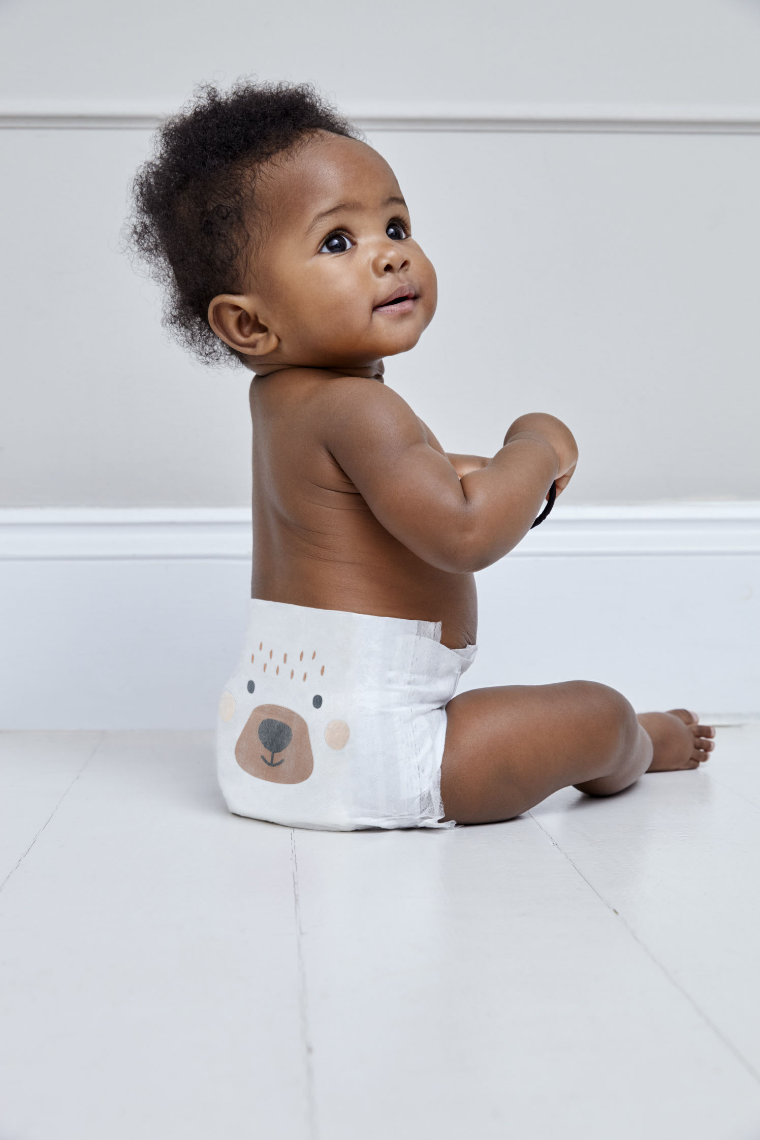 KIT and KIN hypoallergenic latex and chlorine free tape diapers with bear and rabbit design, size 3 or 6-10 kg, 32 pcs - Image 4