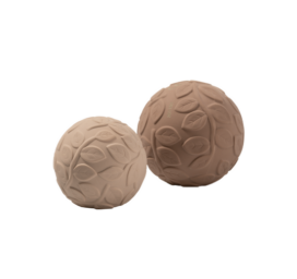 NATRUBA handcrafted biodegradable natural rubber chemical-free light brown balls, 2 pieces per pack, 0+ years