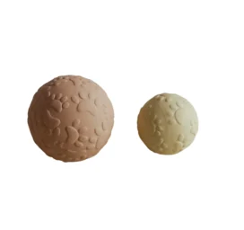 NATRUBA handcrafted biodegradable natural rubber chemical-free paw pattern balls, 2 pieces per pack, 0+ years