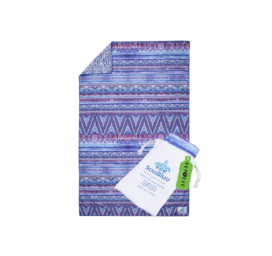 A soft, quick-drying, sand-repellent beach towel made from recycled plastic bottles in AZTEC tone, 100*160 cm