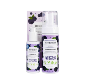 EVERYDAY FOR FUTURE antioxidant-rich restorative face cleansing foam and oil skincare set Berrylicious, 150 and 75 ml