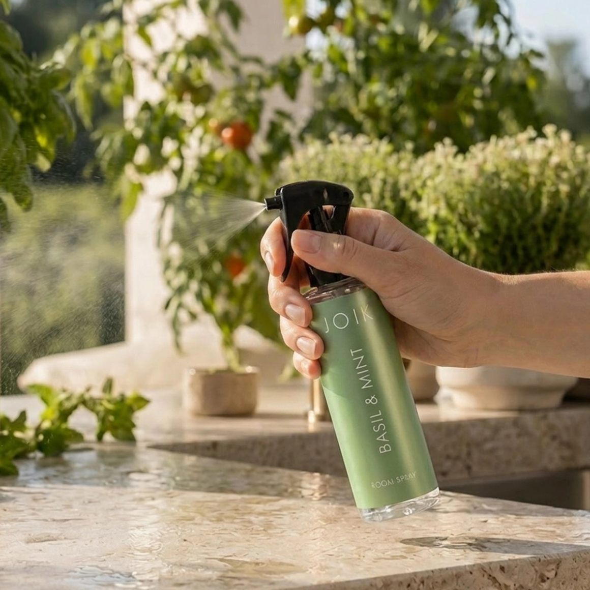 JOIK Water-based room and textile spray Basil and mint, 150 ml - Image 2