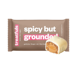 TREATFULS White chocolate bar with chai latte filling Spicy But Grounded, 2 × 20 g
